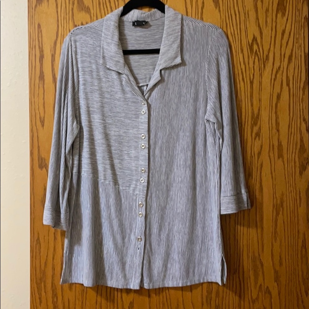 3/4 length sleeve top